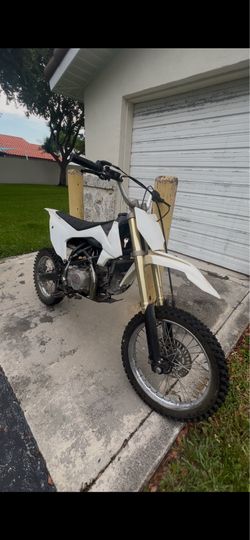Dirt bike