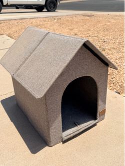 Nuromy Grey Indoor Pet House (LxWxH: 17” x 13” x 17”)