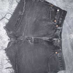 Women’s  Levi Shorts