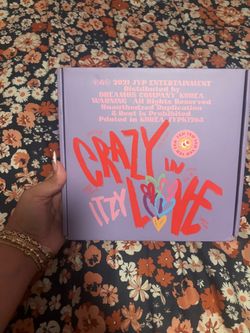 Itzy Crazy In Love Album (Yeji Version)