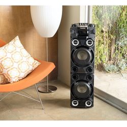 Toshiba  Party Speaker TY-ASC400 Bluetooth Trolley High Power Indoor/Outdoor Disco LED Flashing Lights, 1000W