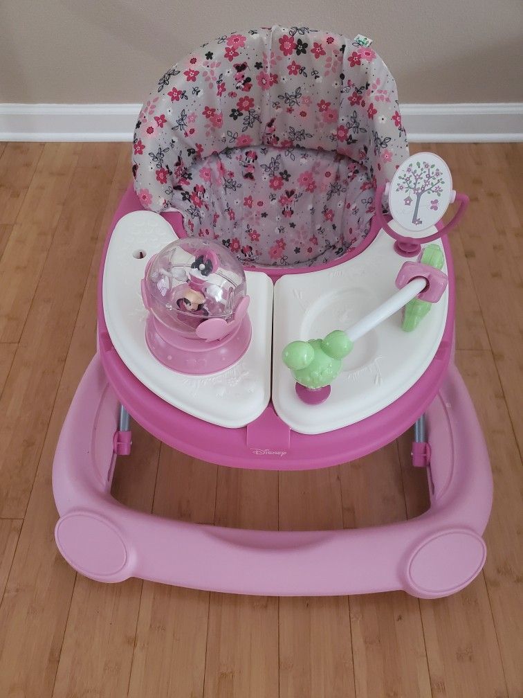 Minnie Mouse Walker