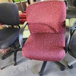 Delivery Avail $55 Each Already Assembled Desk Chairs Office Chairs Task Rolling Chair