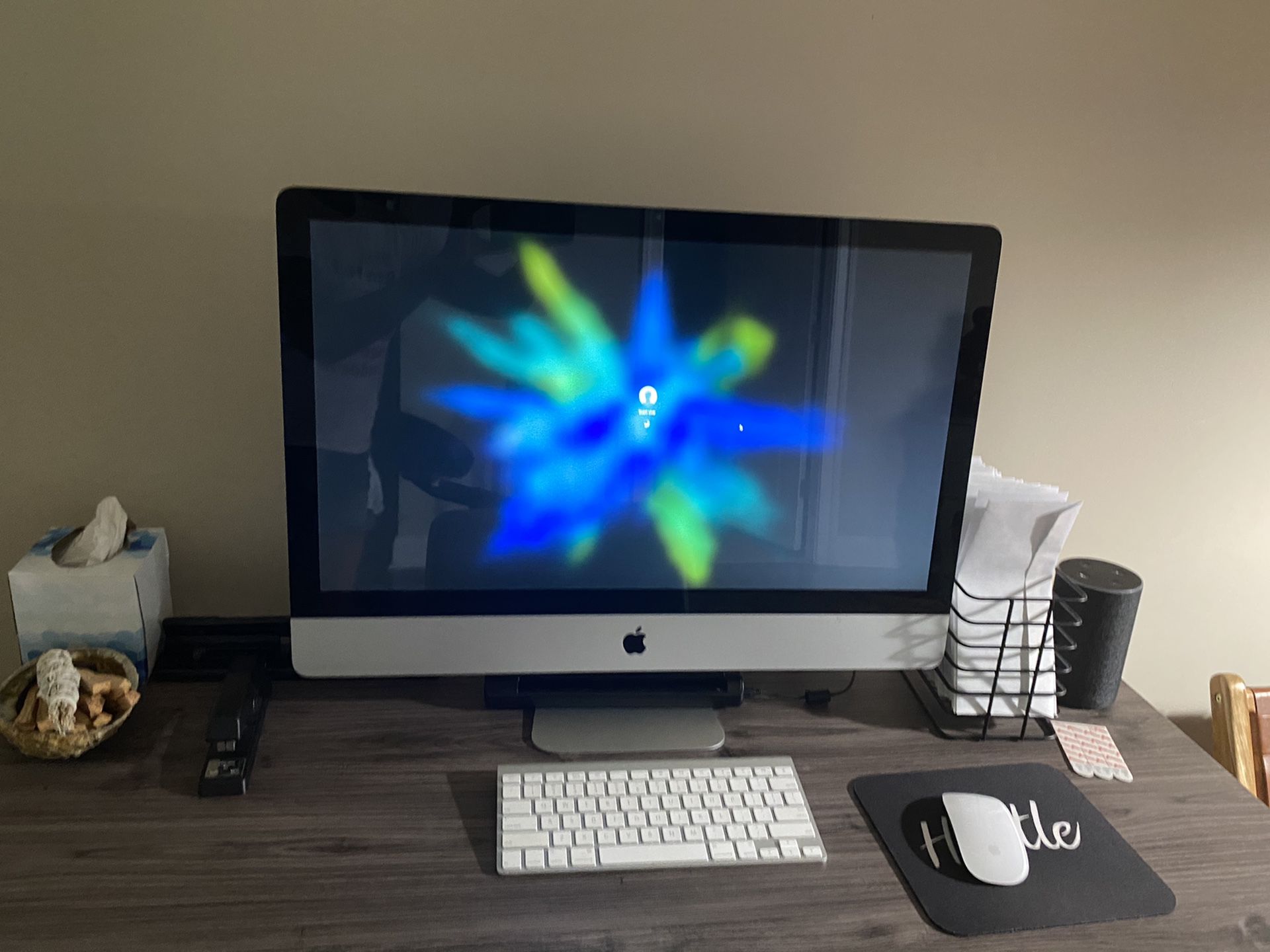 Barely used IMac Computer with Keyboard and Mouse
