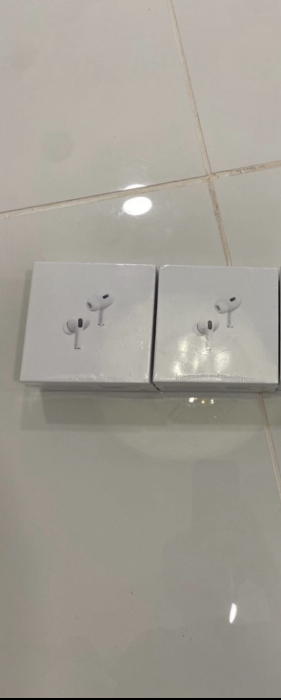 AirPod Pros Set Of 2
