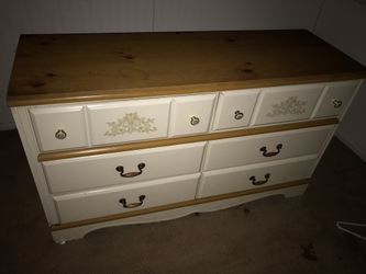 Antique Wooden Dresser ( NEED GONE BY SUNDAY 1/12 )
