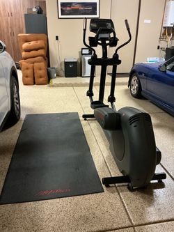 Life Fitness X9i X series Cross Trainer Elliptical