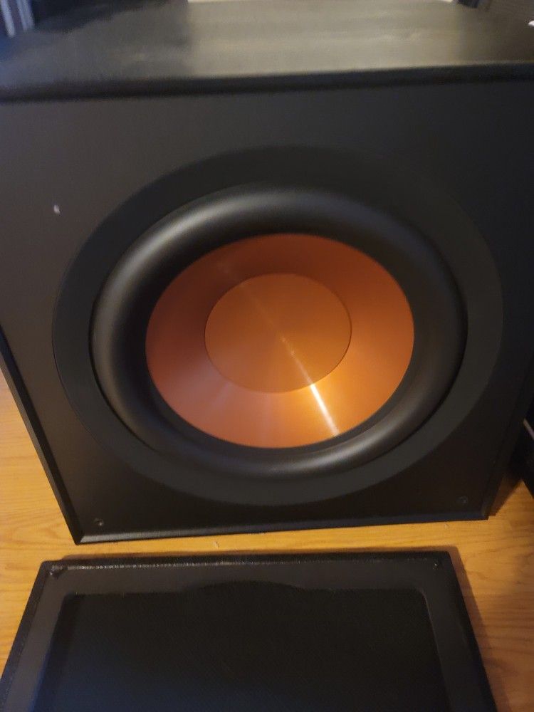 Klipsch R-121SW Powered Subwoofer Box NEW! 