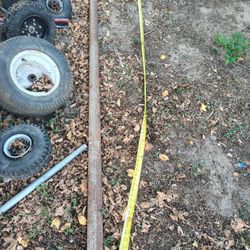 Se Vende 1 Tubo De 20 Pies 4 De 12 Pies Otros 4 De 3 Pies  Todos Por 120