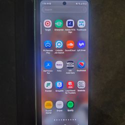 Samsung Z-fold 3