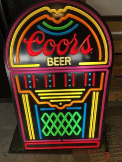 Vintage Coors Beer Iight Up Jukebox Shaped Sign