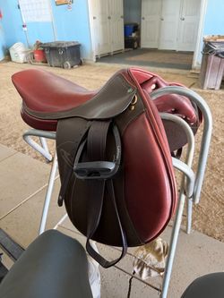 18.5  inch HDR close contact saddle