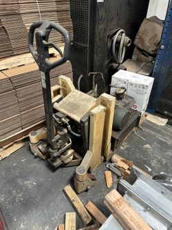 Pallet Jack