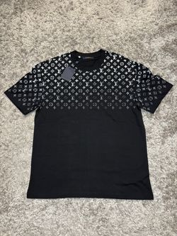 Lv shirt size m