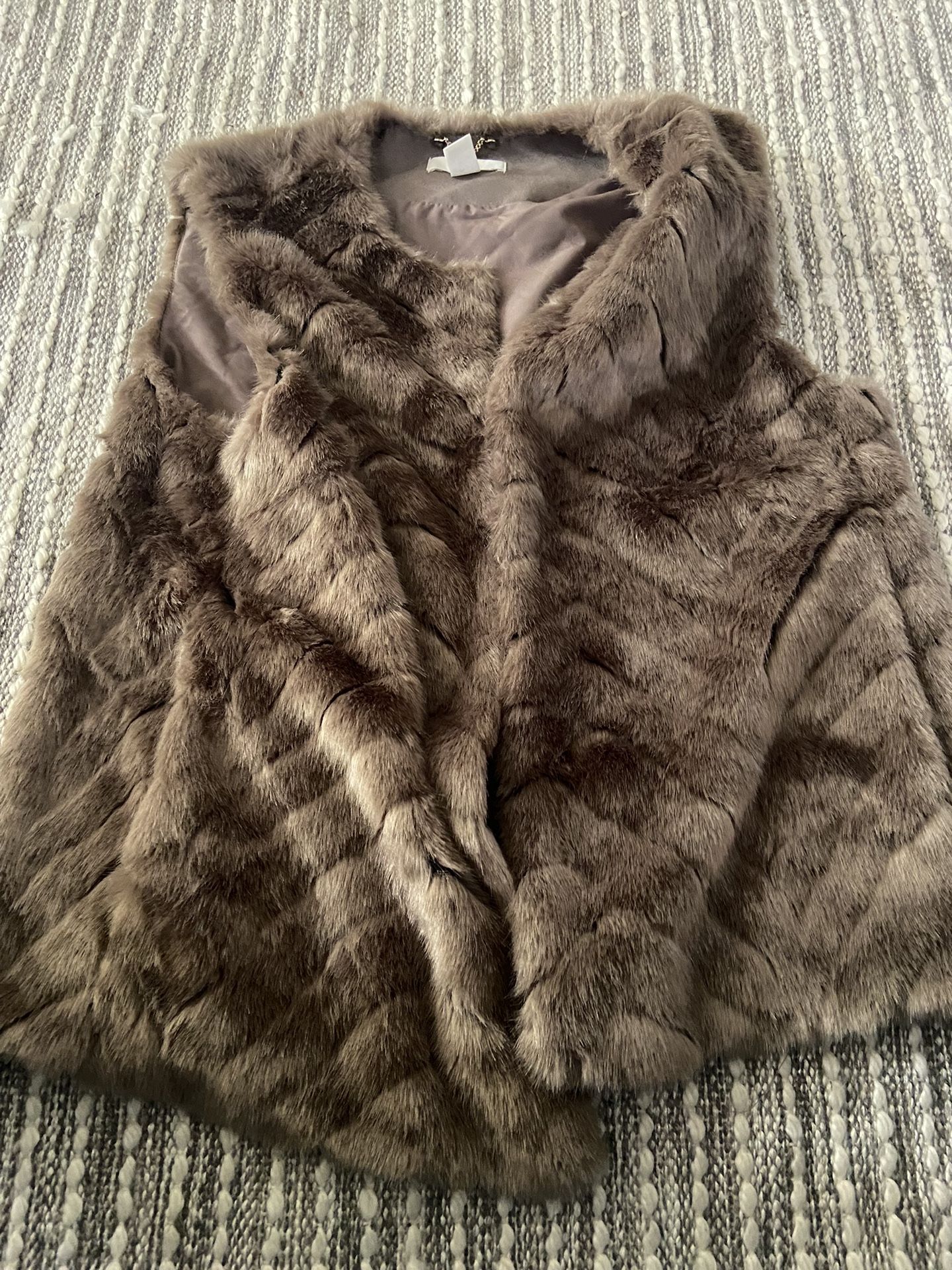 H.M. Vest Fur Coat