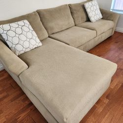 Beautiful Sofa Sectional!