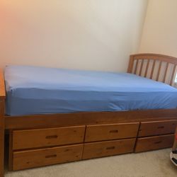 Twin Bed With 6 Drawers 