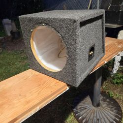 10" SUBWOOFER BOX