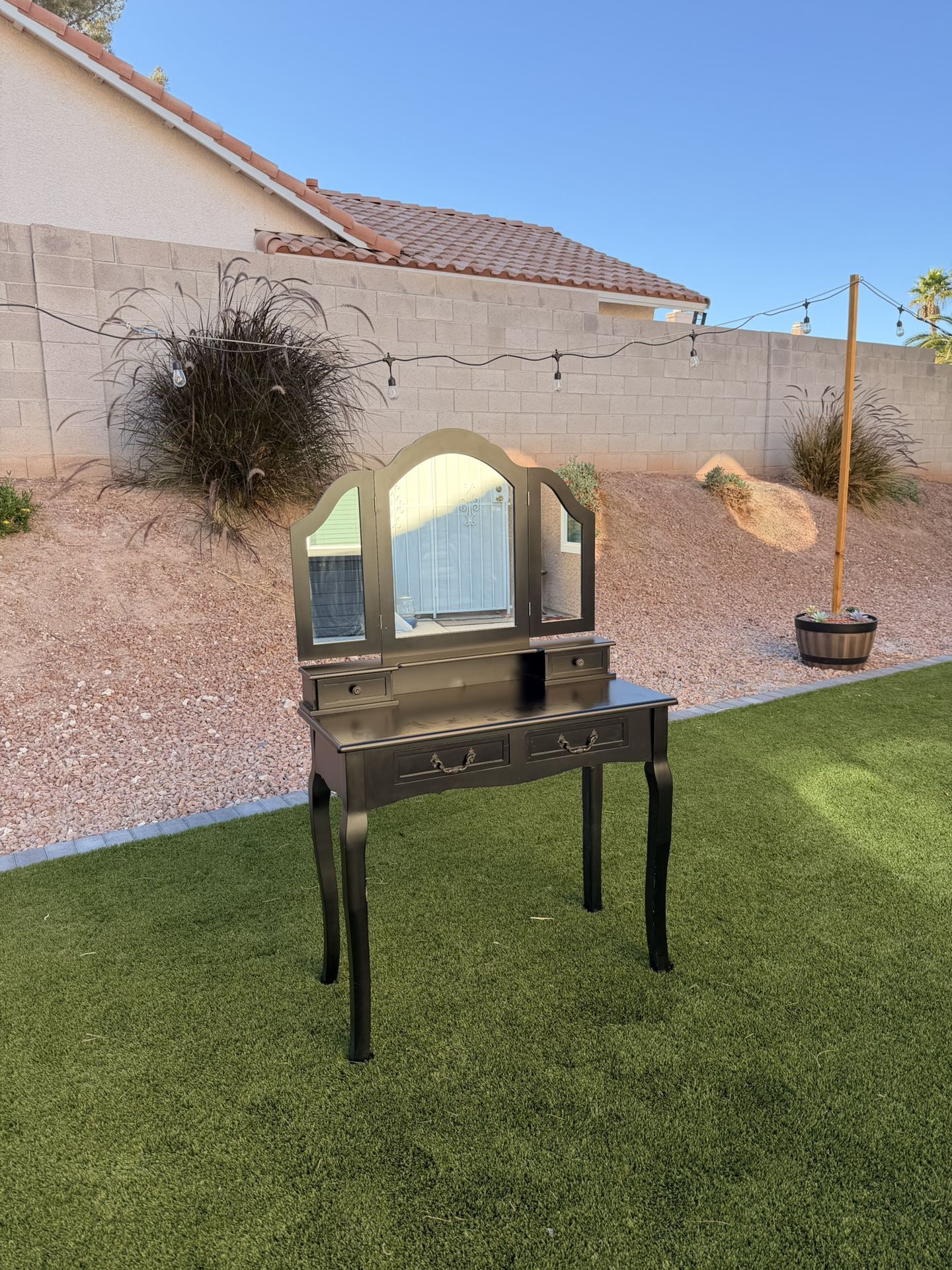 Black Vanity With Tri Folding Mirror