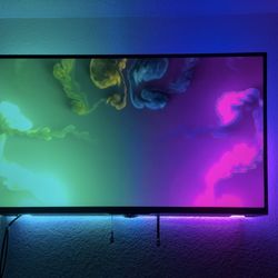 43” Gaming Monitor + Sync Lights