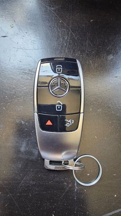 Mercedes Benz KEY