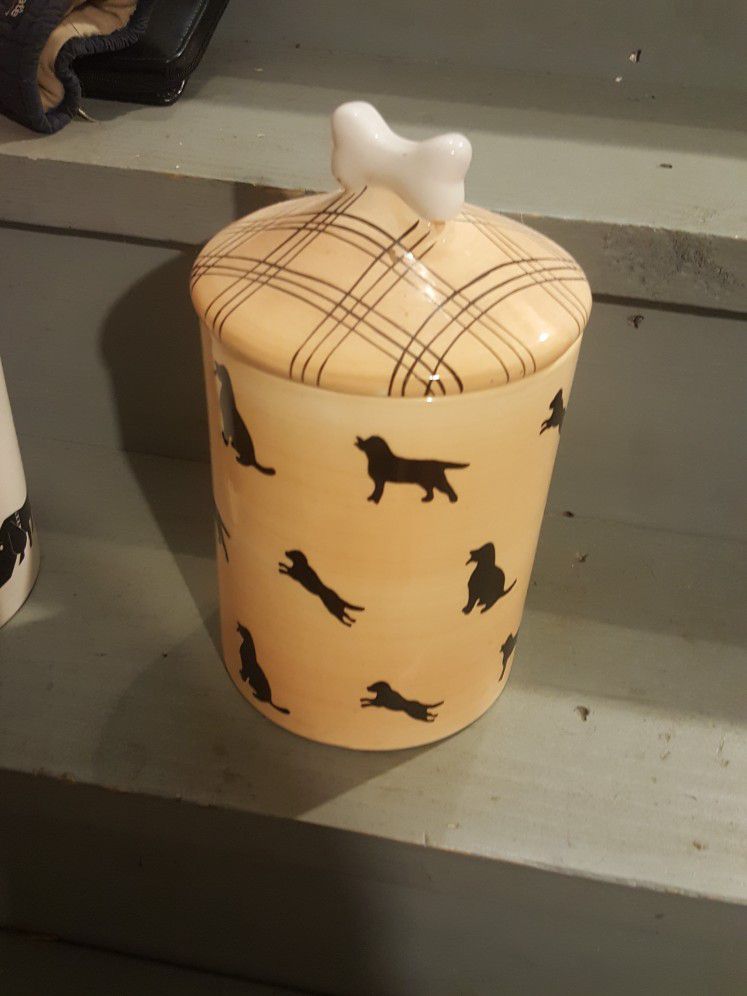 Dog Bone Storage Ceramic Dish W Cover