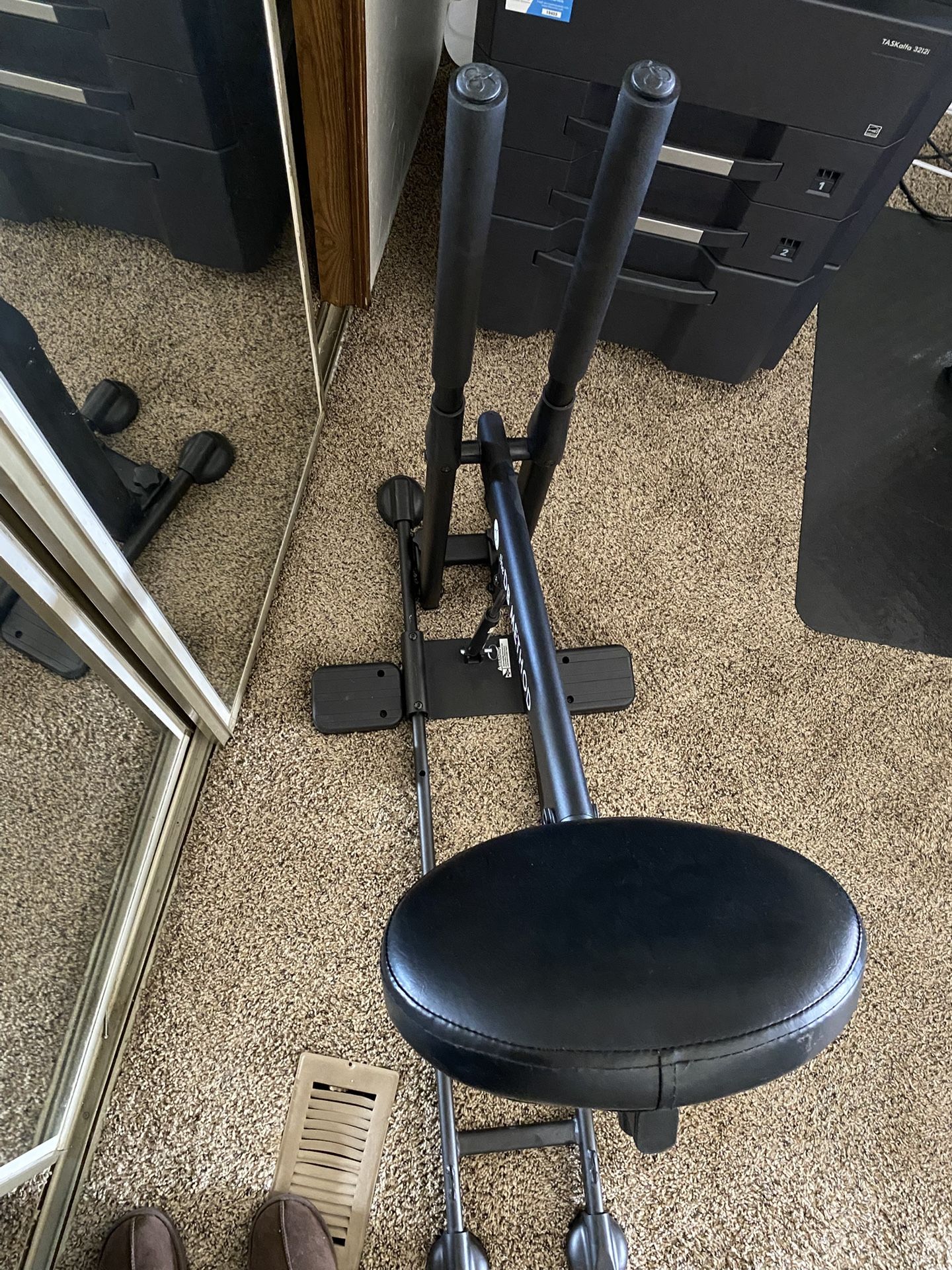 DB Method Squat Machine
