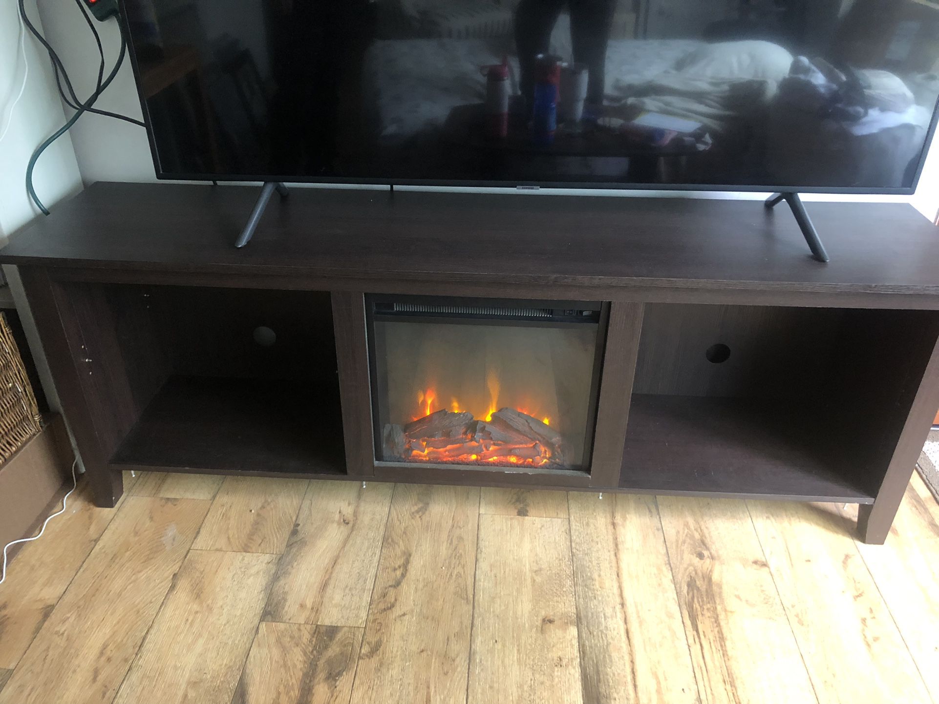 TV console/Fireplace