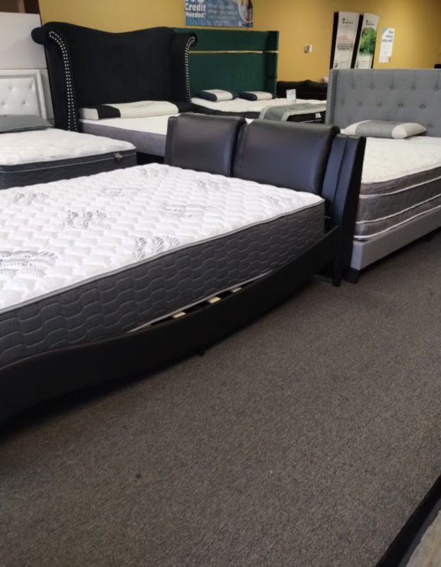 NEW QUEEN AND KING PLATFORM BED WITH PROMO MATTRESS AND FREE DELIVERY