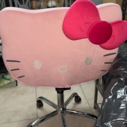 hello kitty chair