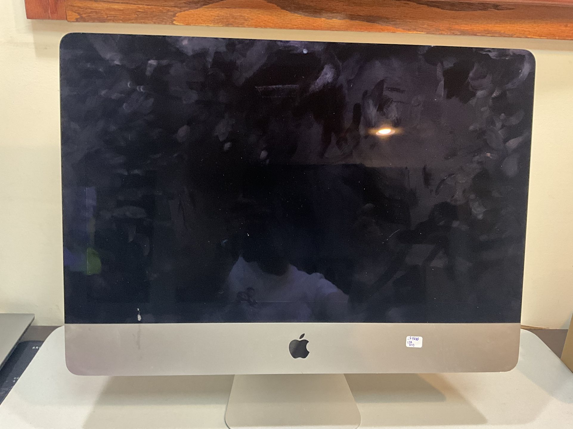 2017 21.5 inch i5 @2.3ghz 8gb 1tb hdd macos ventura