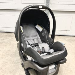 Graco snugride 35 Car seat