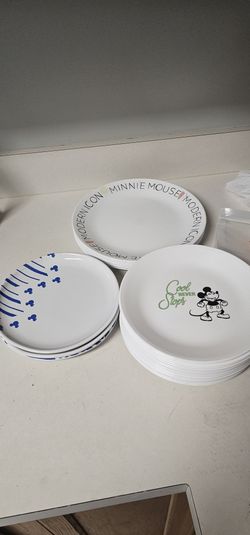 Disney Collector Plates & Saucers – Mickey & Minnie, Brand New!