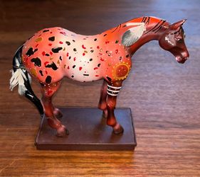 Horse w/ No Name figurine 4E/5,244