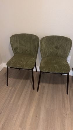 2 Dining Chairs