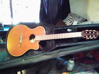 Yamaha classic electric guitar