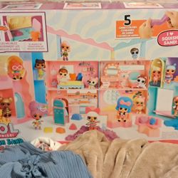 Lol Suprise Squish Sand Magic House BRAND NEW!