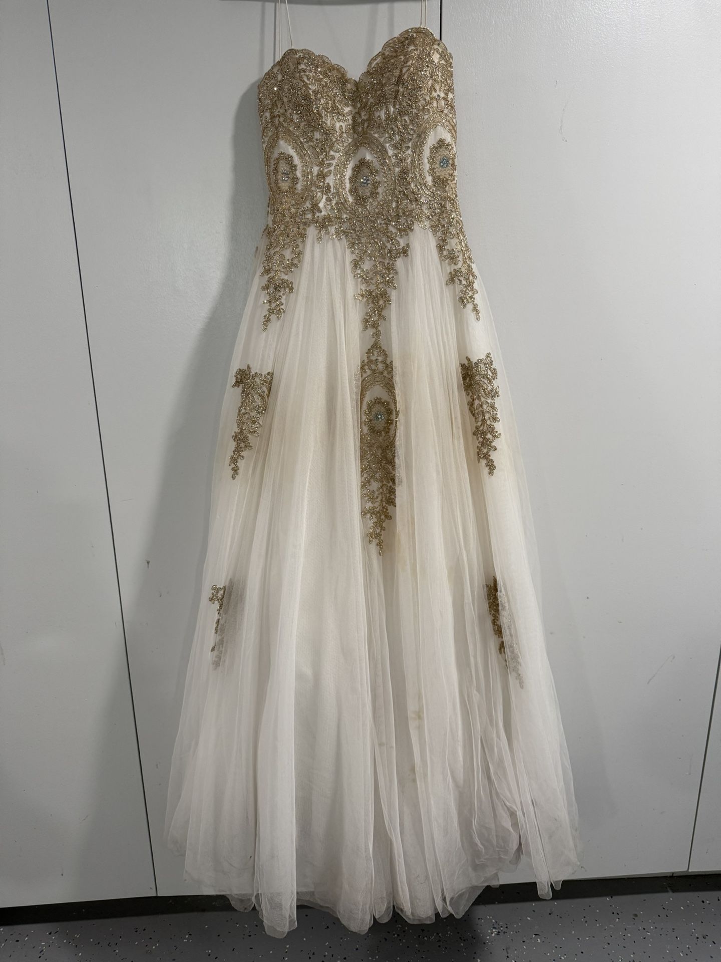 Beautiful white and gold chiffon Ball gown