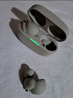 Sony WF- 1000XM4 Truly Wireless Earbuds
