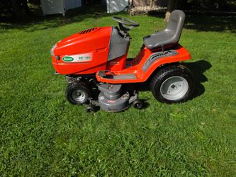 Scott's riding mower w/ big V-Twin engine-46" cut