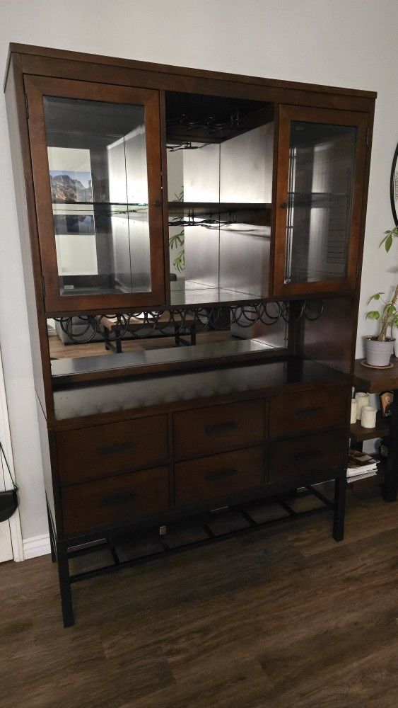 Very Nice Wine / China Cabinet