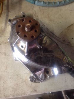 Chevy big block chrome water pump 454
