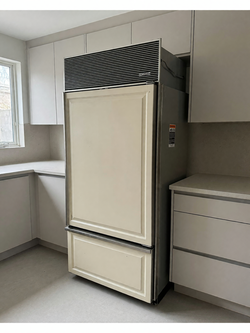 2003 Sub-Zero 650/F 36 Inch Built-In Bottom Freezer Good Condition – Charlottesville, VA