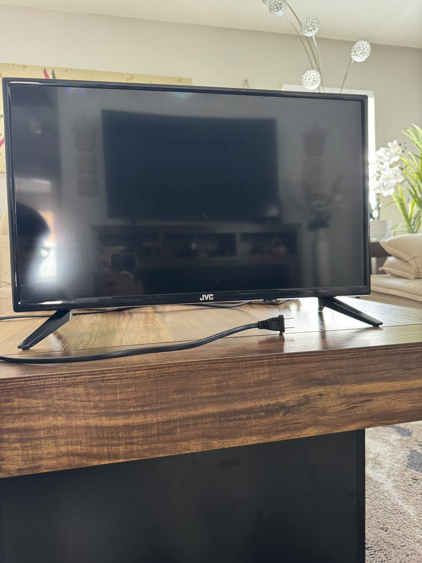 JVC Mini TV