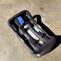 Nuna Pipa Infant Car Seat Base