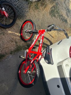 Kids bike 14”