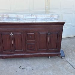 Double Bathroom Vanity 