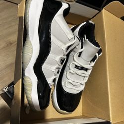 Air Jordan 11 Low Concord