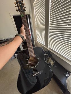 Yamaha F335, Acoustic
