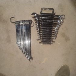 Ratcheting Combination Wrenches